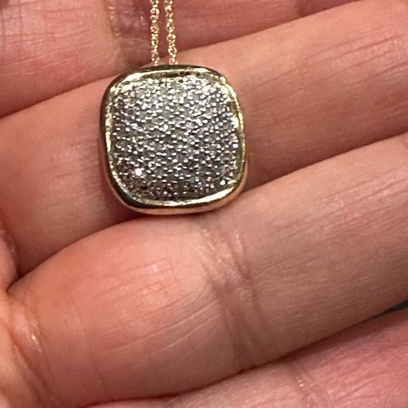 New 18k & Silver Diamond Cluster Pendant - Picture 4 of 12